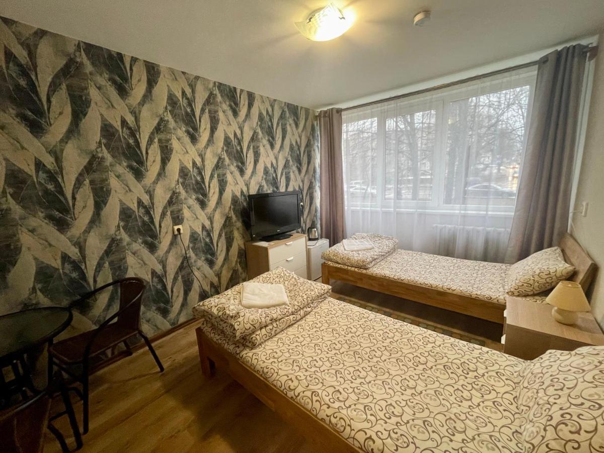 Savan House "Easy Kaunas" ภายนอก รูปภาพ