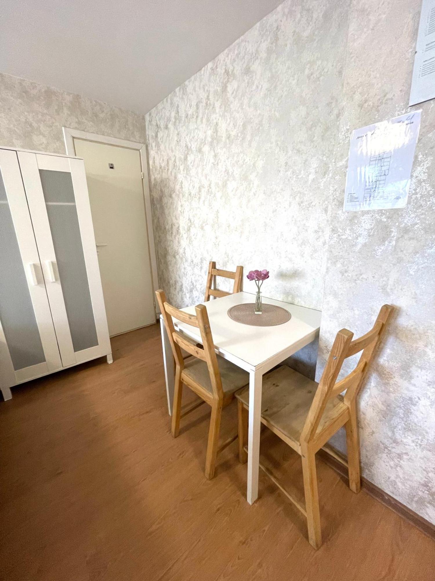 Savan House "Easy Kaunas" ภายนอก รูปภาพ
