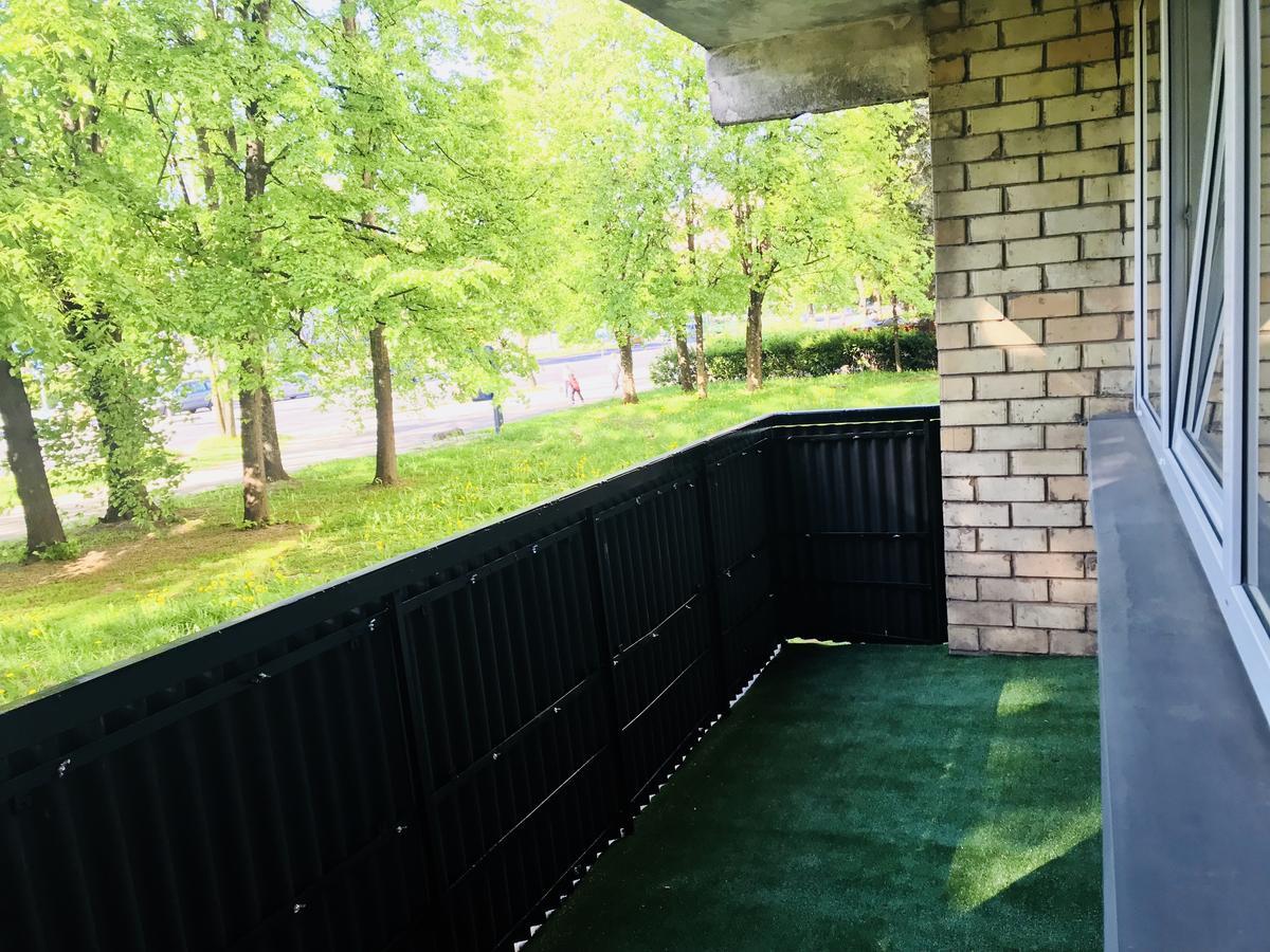 Savan House "Easy Kaunas" ภายนอก รูปภาพ